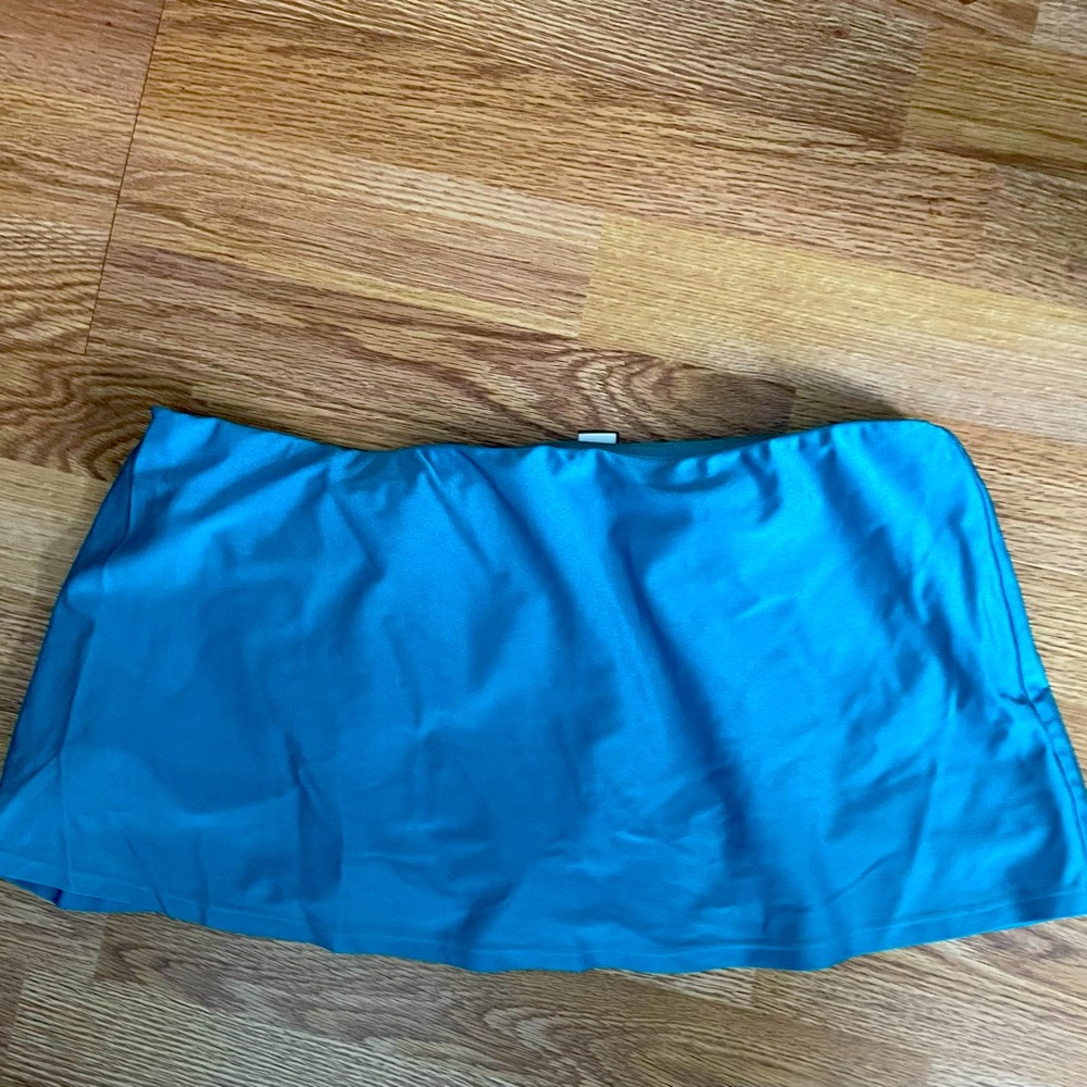 Aqua/Teal skirted swim bottom Apt 9, size 12